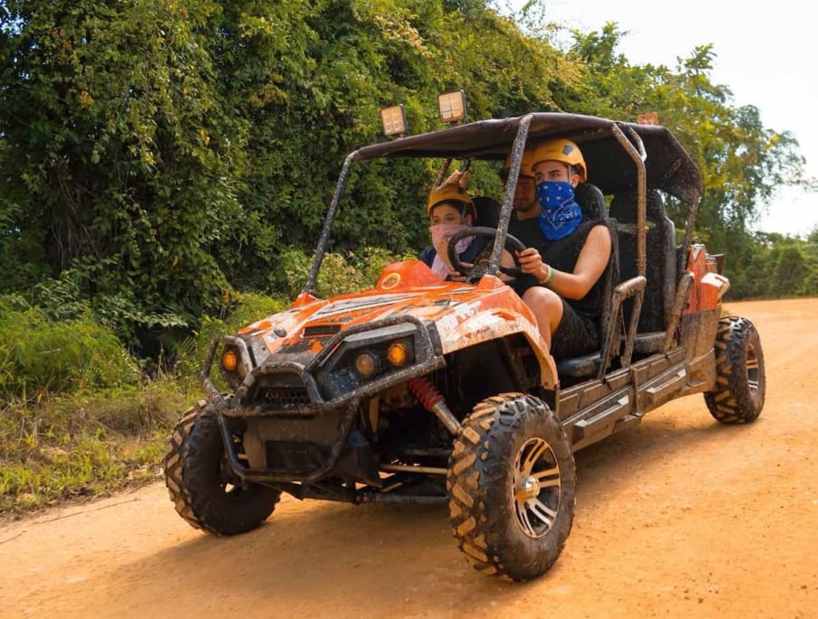 CARIBE RD. Tour de Buggies en Puna Cana.